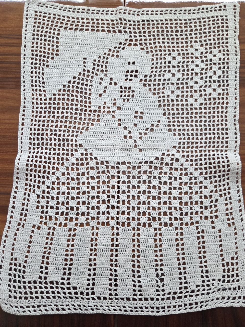 Hand-Crocheted White Table Linen - Decorative Dining Accent 19.5"x14.5"